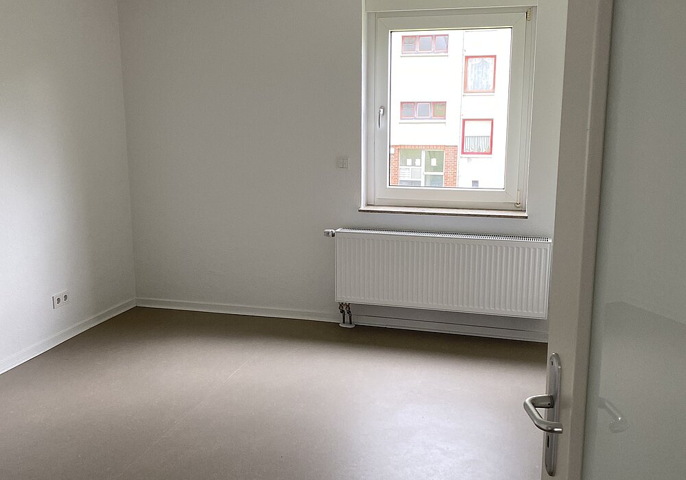 Modernisierte 2 ZKB mit Flair! - Foto 1